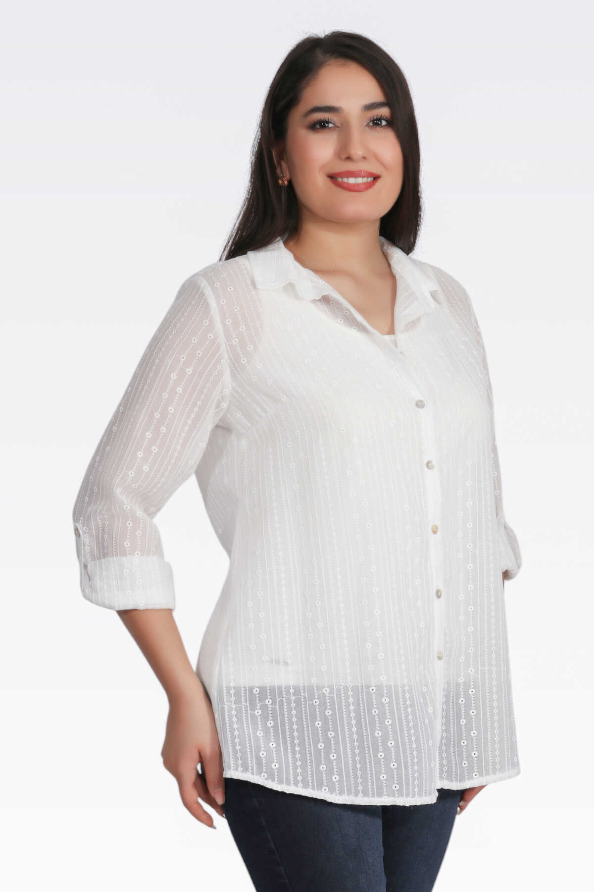 10249 Nakış Detaylı Bluz