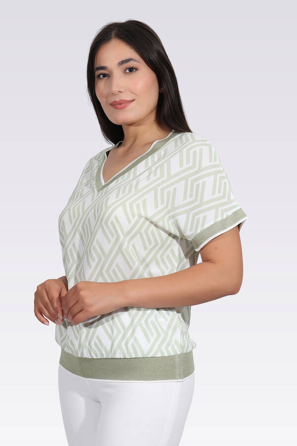 10389 ŞERİT DETAYLI DESENLİ BLUZ