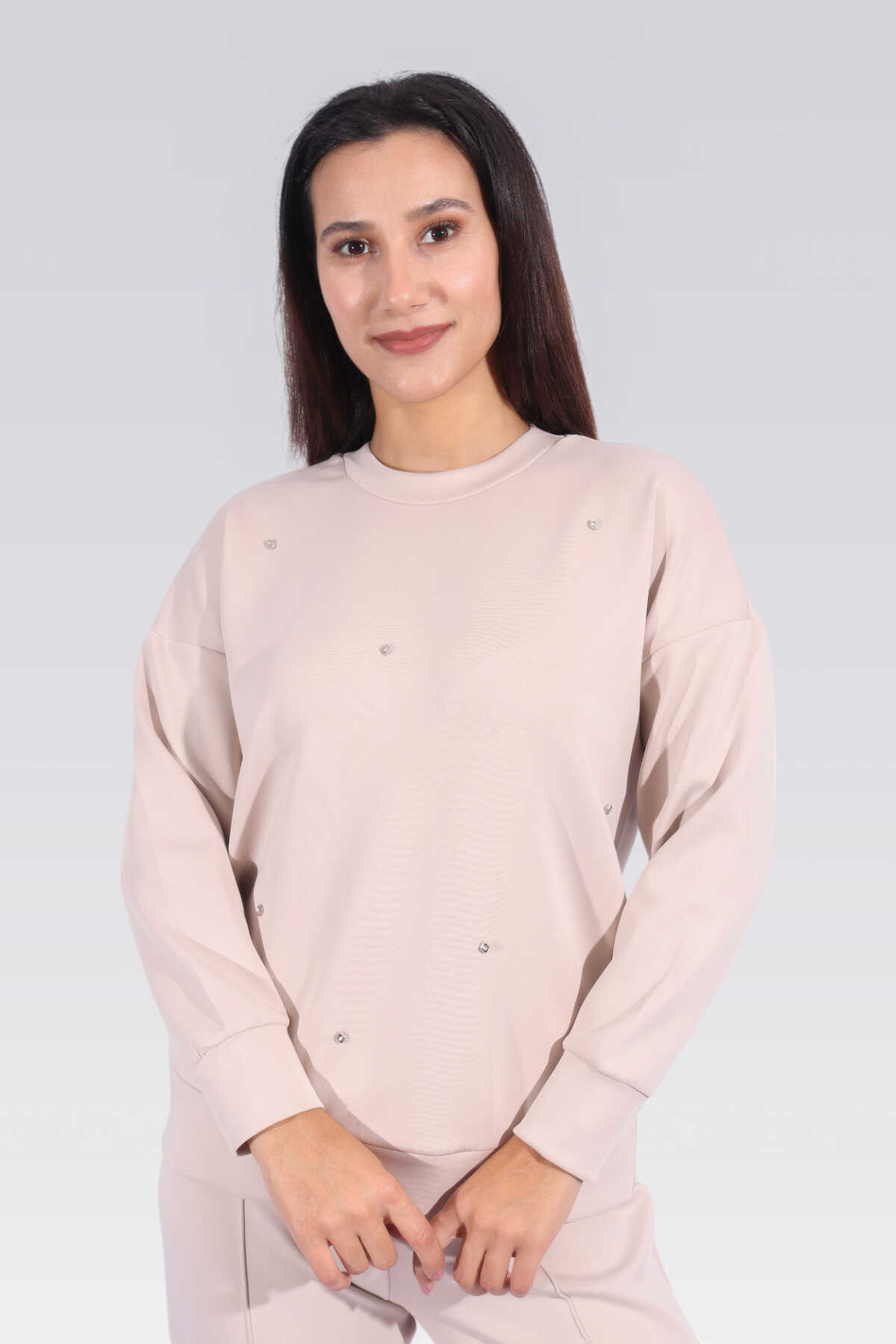 10418 Boncuk Detaylı Sweatshirt