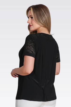 10739 FLOK KUMAŞ DETAYLI KISA KOLLU ÖRME BLUZ - Thumbnail