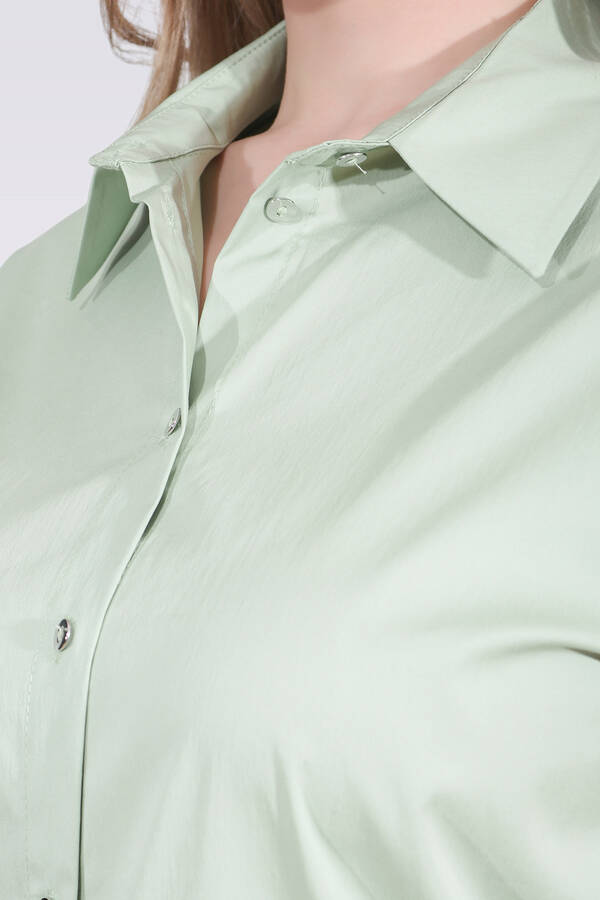 10759 PAMUKLU KUMAŞ RAHAT KESİM GÖMLEK