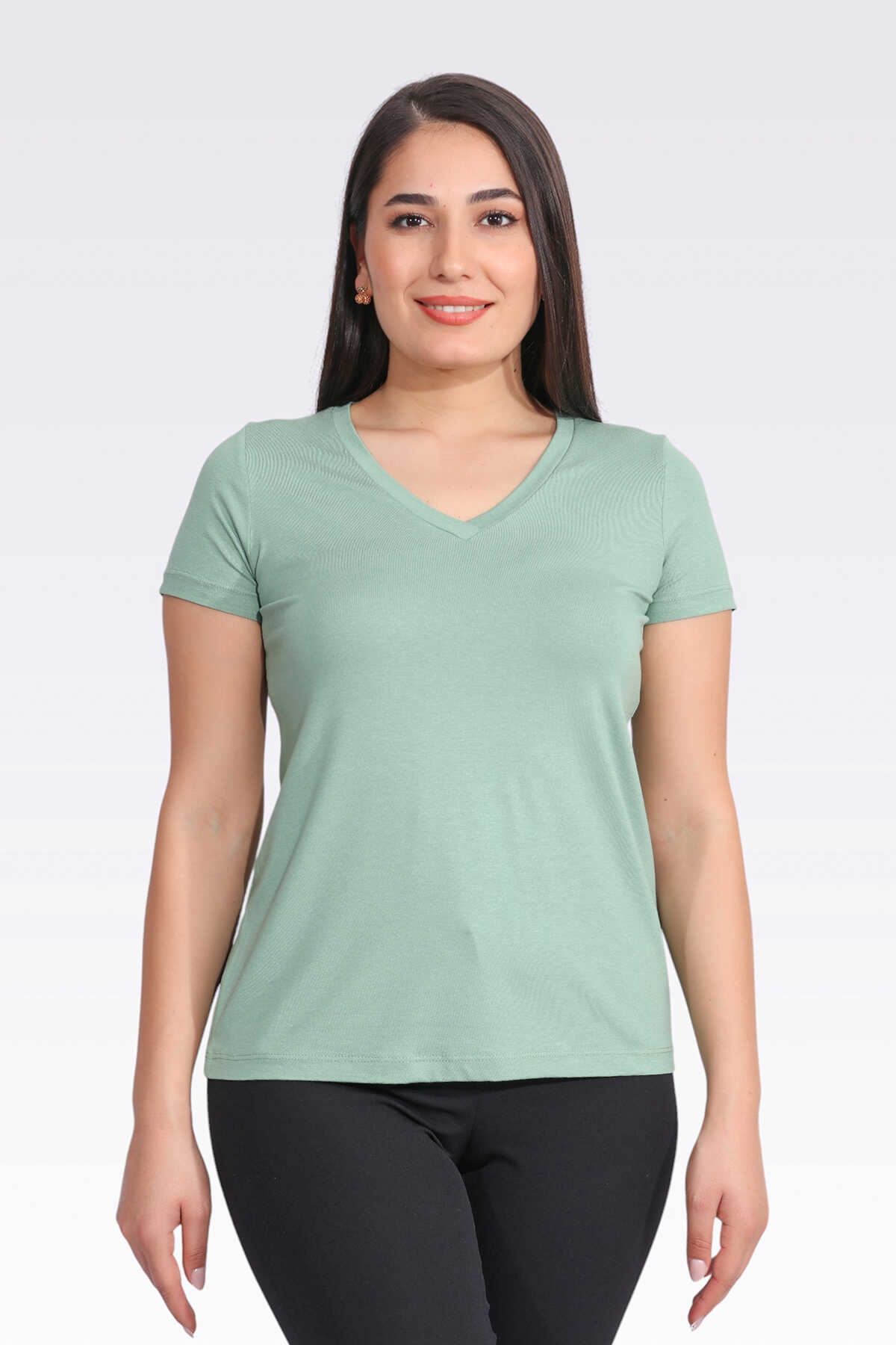 10978 V Yaka Kısa Kol Tshirt