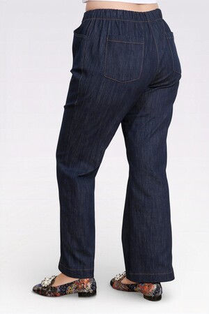 30148 BELİ LASTİKLİ RAHAT KESİM BORU PAÇA DENİM PANTOLON - Thumbnail