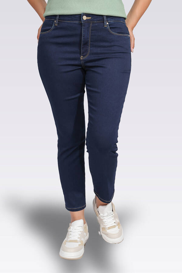 30261 DAR PAÇA BİLEK BOY KOT PANTOLON