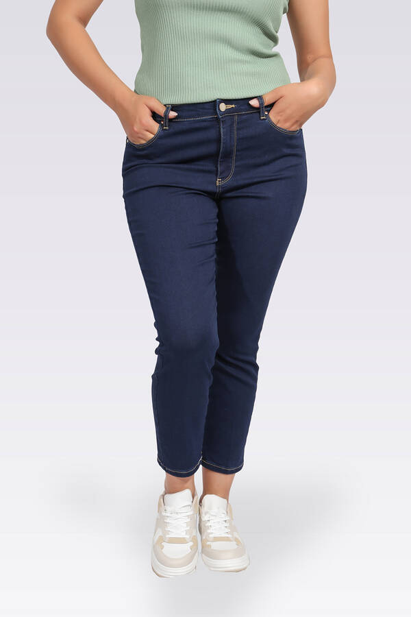 30261 DAR PAÇA BİLEK BOY KOT PANTOLON