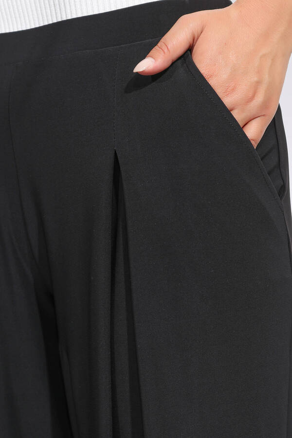 30273 PİLE DETAYLI RAHAT KESİM BELİ LASTİKLİ ÖRME PANTOLON