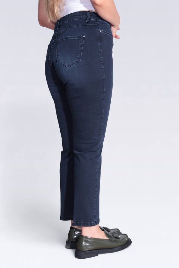 30296 DAR PAÇA BİLEK BOY KOT PANTOLON