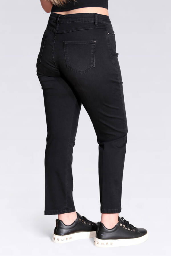 30296 DAR PAÇA BİLEK BOY KOT PANTOLON