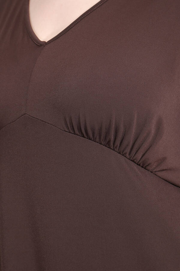 40194 BÜZGÜ DETAYLI VOLAN KOL ŞIK UZUN ELBİSE