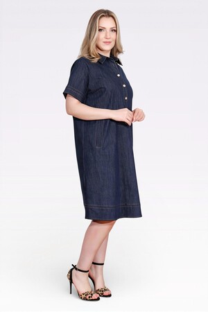 40218 ŞIK DÜĞME DETAYLI MİDİ BOY KISA KOL DENİM ELBİSE - Thumbnail